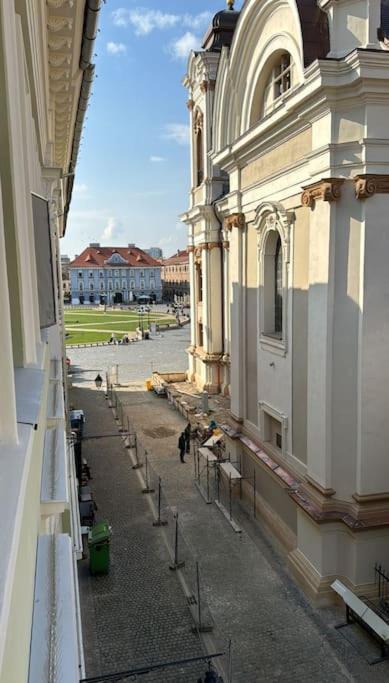 Апартаменти Cozy & Charming Apt. Downtown Тімішоара Екстер'єр фото
